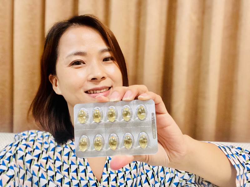 ✨極鮮高濃度魚油-來自挪威的頂級新鮮魚油🐟✨✅提供人體黃金比例 → EPA：DHA = 3：2，SGS檢驗 Omega-3 含量高達94%，業界最低氧化指標✅天然rTG型式，小分子好吸收✅榮獲4大永續認證 → 配額管理、不過度捕撈✅鋁片密封、獨立包裝，維持魚油新鮮度