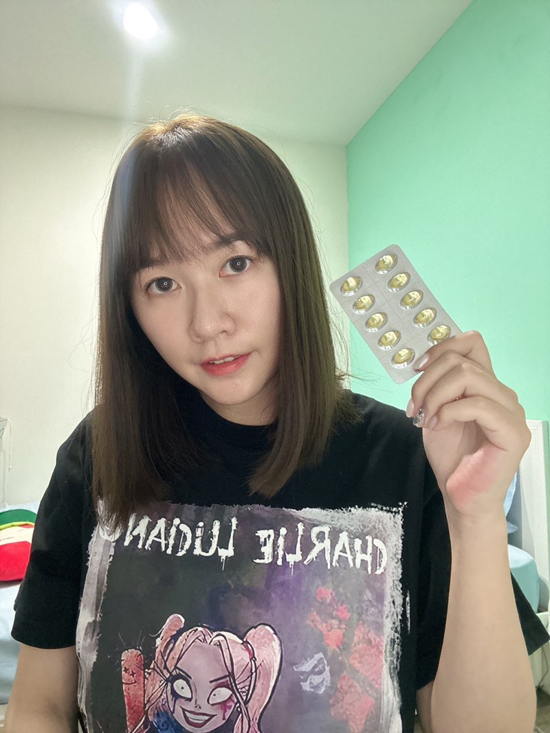 ✨高濃度魚油-來自挪威的頂級新鮮魚油🐟✨✅提供人體黃金比例 → EPA：DHA = 3：2，SGS檢驗 Omega-3 含量高達94%，業界最低氧化指標✅天然rTG型式，小分子好吸收✅榮獲4大永續認證 → 配額管理、不過度捕撈✅鋁片密封、獨立包裝，維持魚油新鮮度